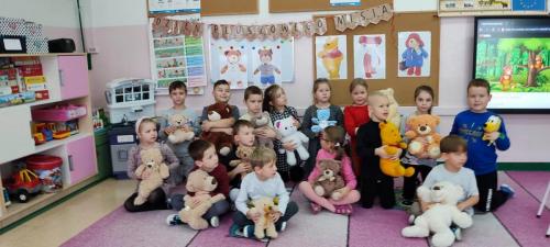 DZIEŃ PLUSZOWEGO MISIA W GRUPIE STOKROTKI